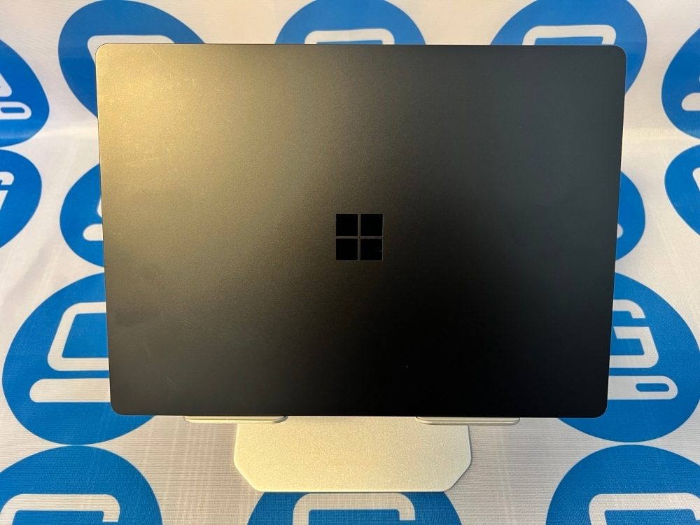Picture of Microsoft Surface 4 Laptop